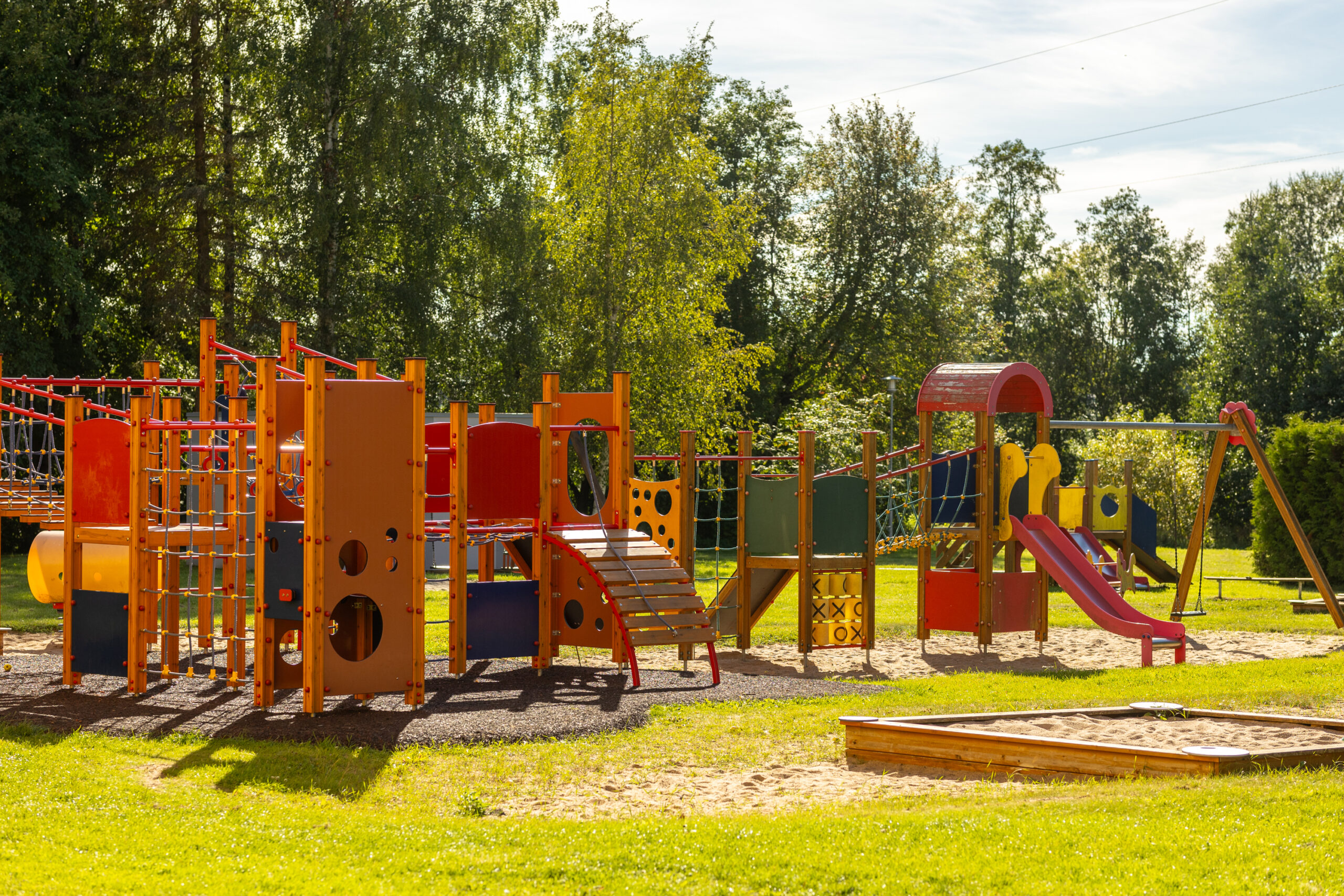 Mänguväljak
